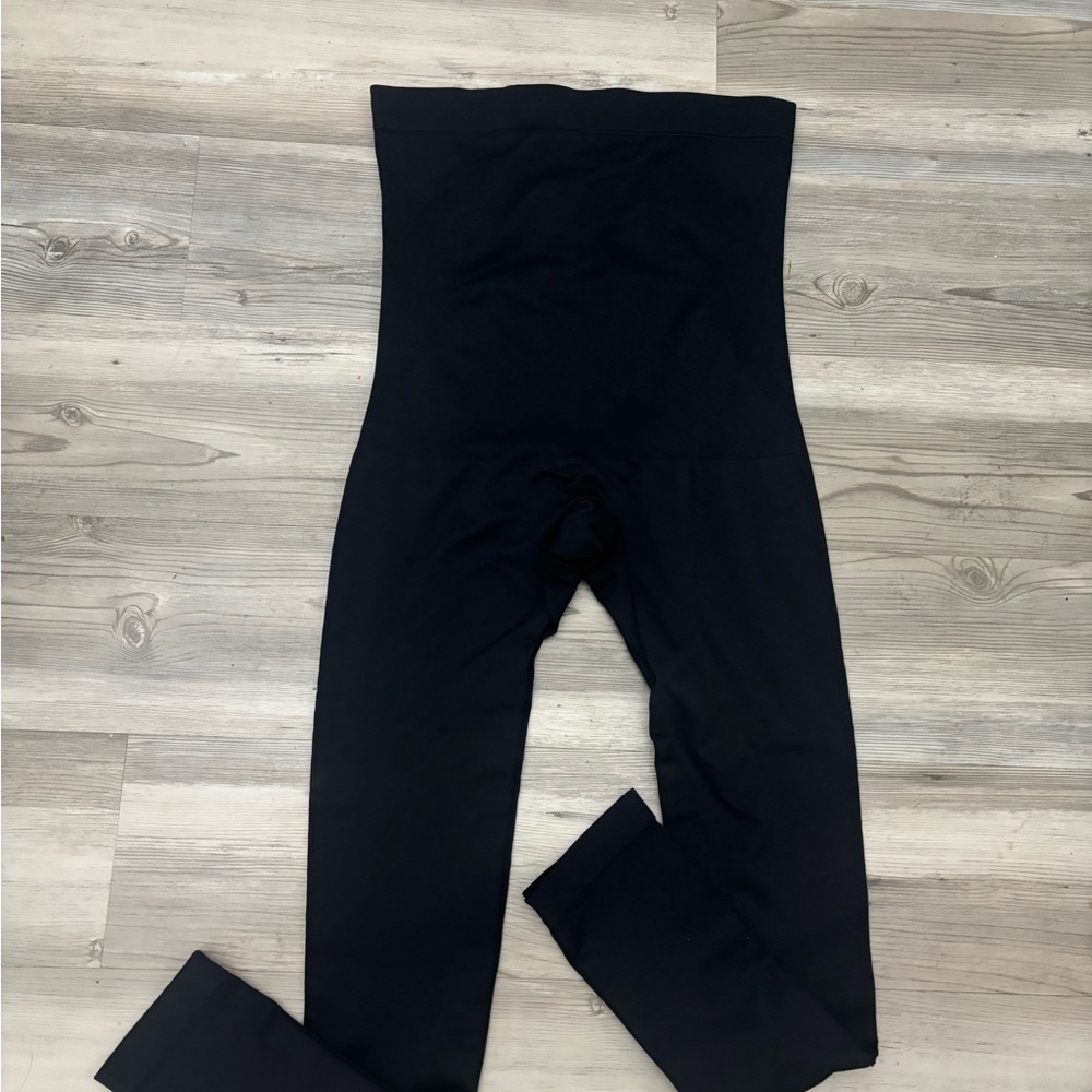 Black Full Control High Rise Shapewear /leggings, with roll proof waist - Picture 4 of 5